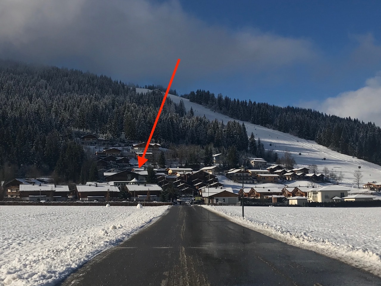 Skiflat Abercrombie location — 50 metres from the piste